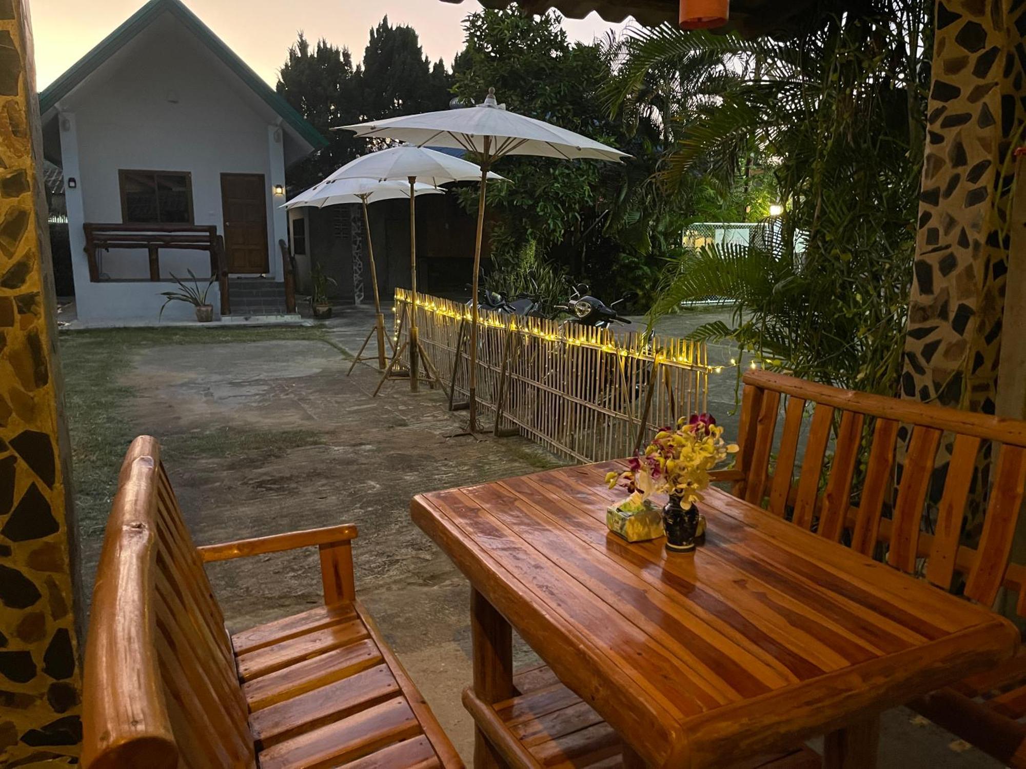 Lungsonhouse Pai Vila Exterior foto